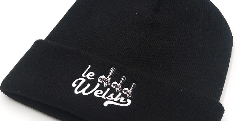 bonnet personnalisé brodé couverture