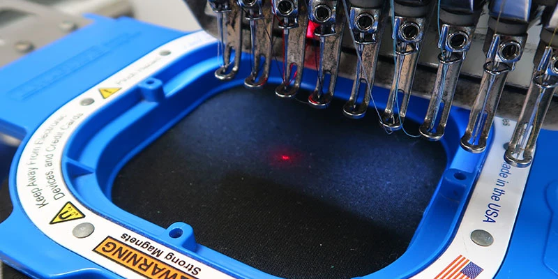 broderie prénom couverture